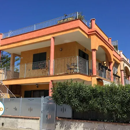 La Dolce 2 Guest house