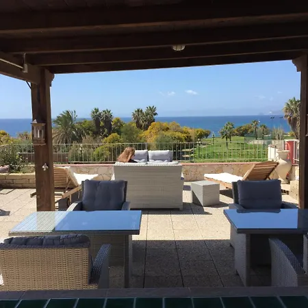 La Dolce 2 Gasthuis Capitana